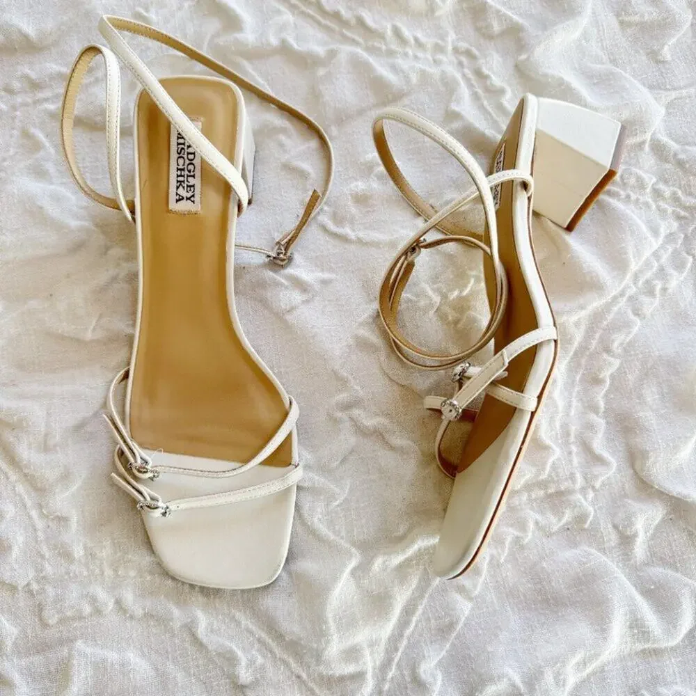Badgley Mischka Dania Size 10 New
